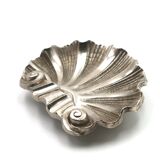 Cendrier Art deco en forme de coquillage en métal argenté