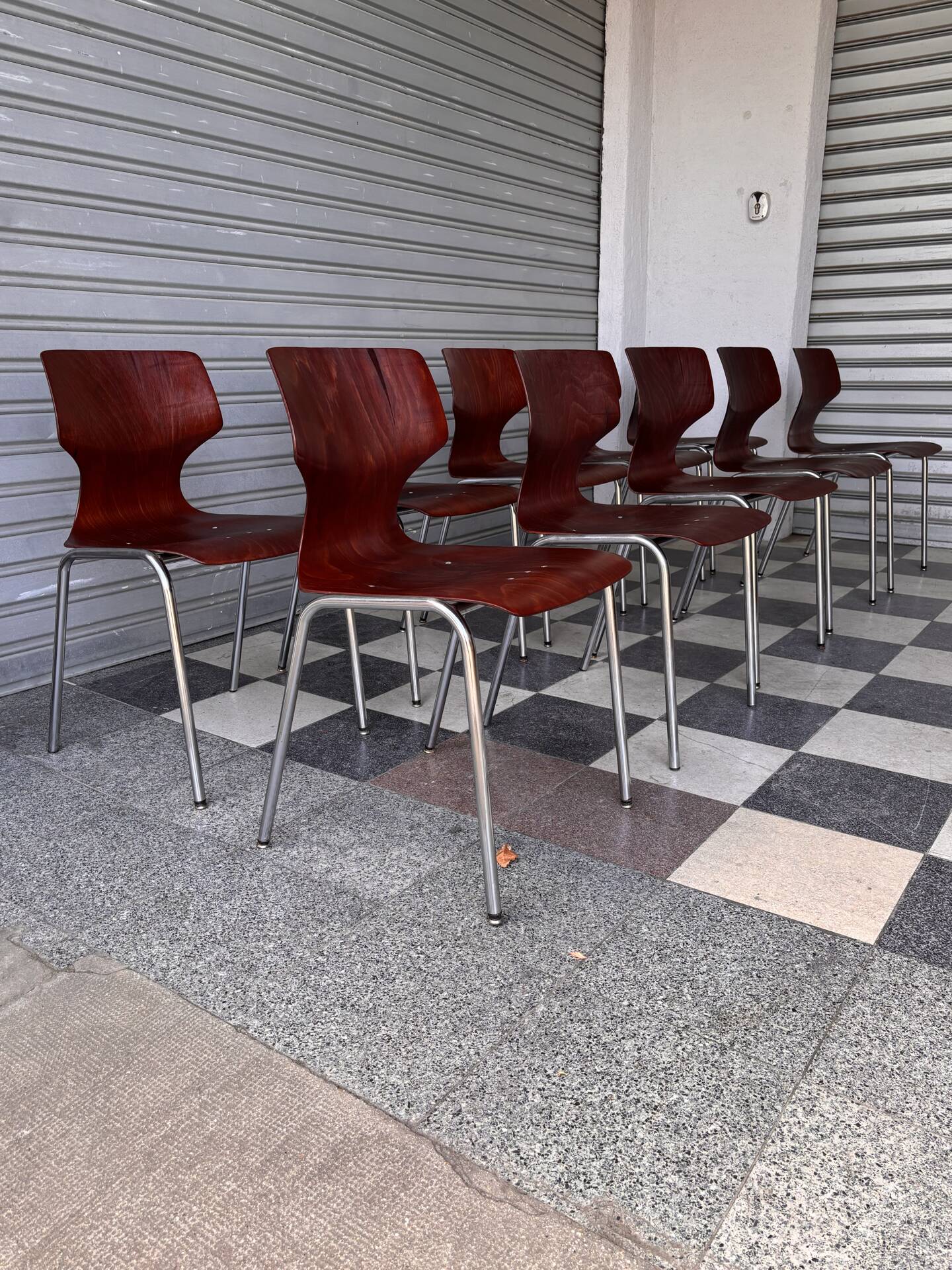 Lot de 10 chaises Pagholz