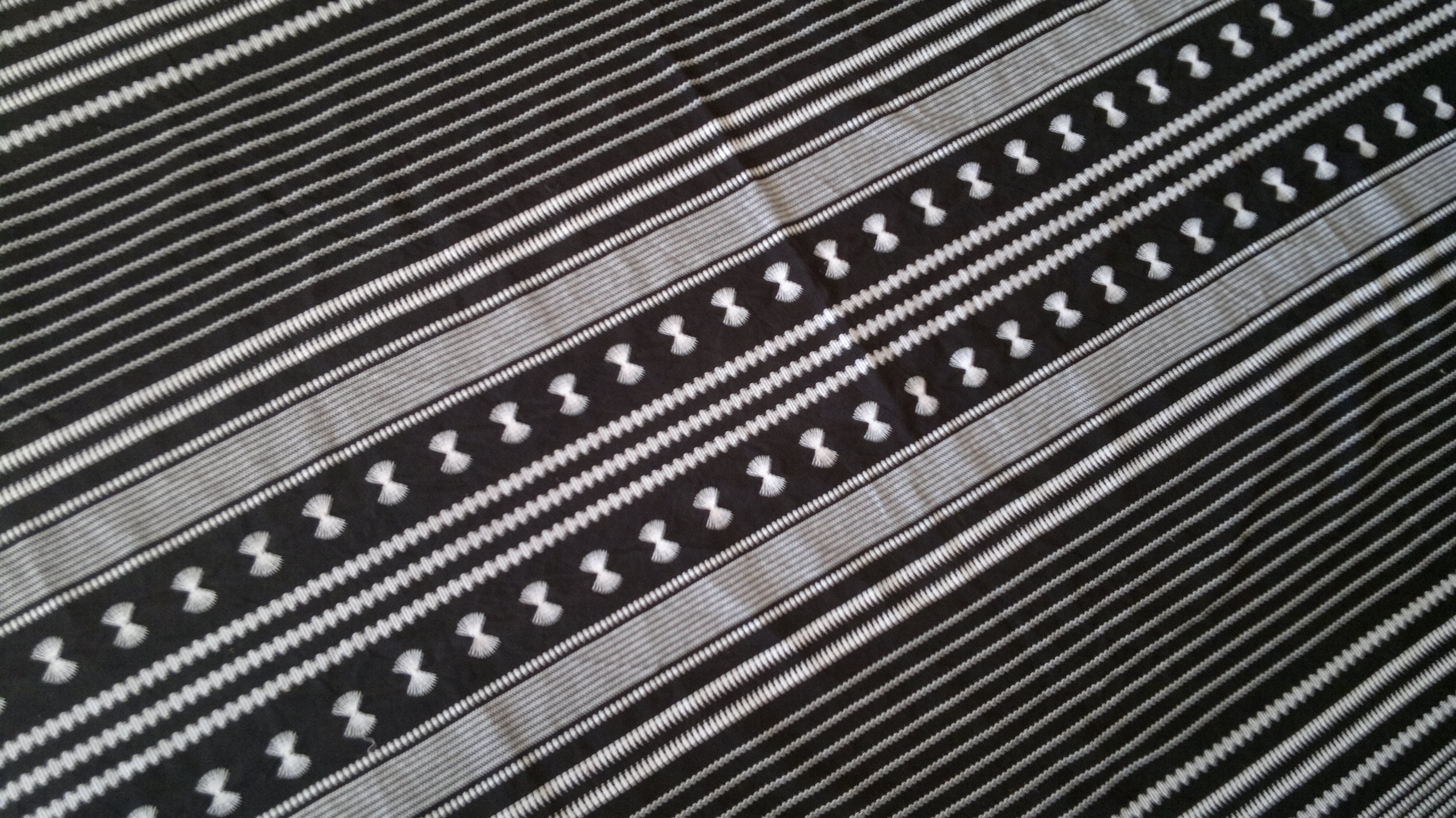 Ethnic rug 180x135cm