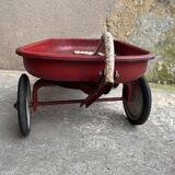 Old child's pull-out cart "the mistral"