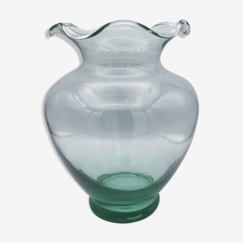 Vase in glass blown to collerette shades of vert 25 cm