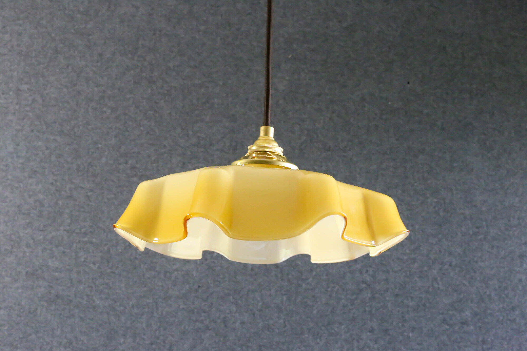 Old susmension in yellow and white opaline with cable and new douile - circa 1950