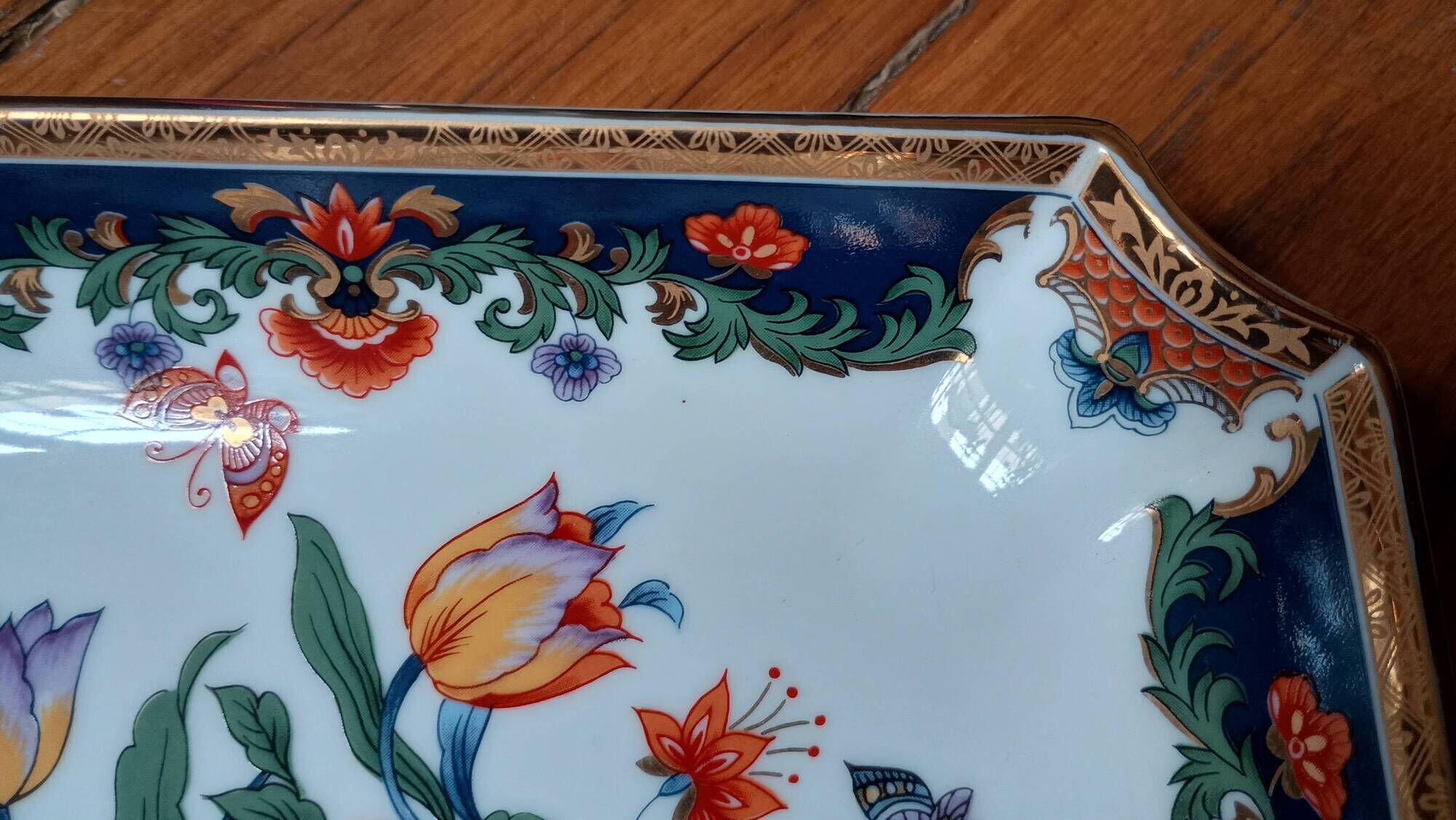 Imari porcelain catchall