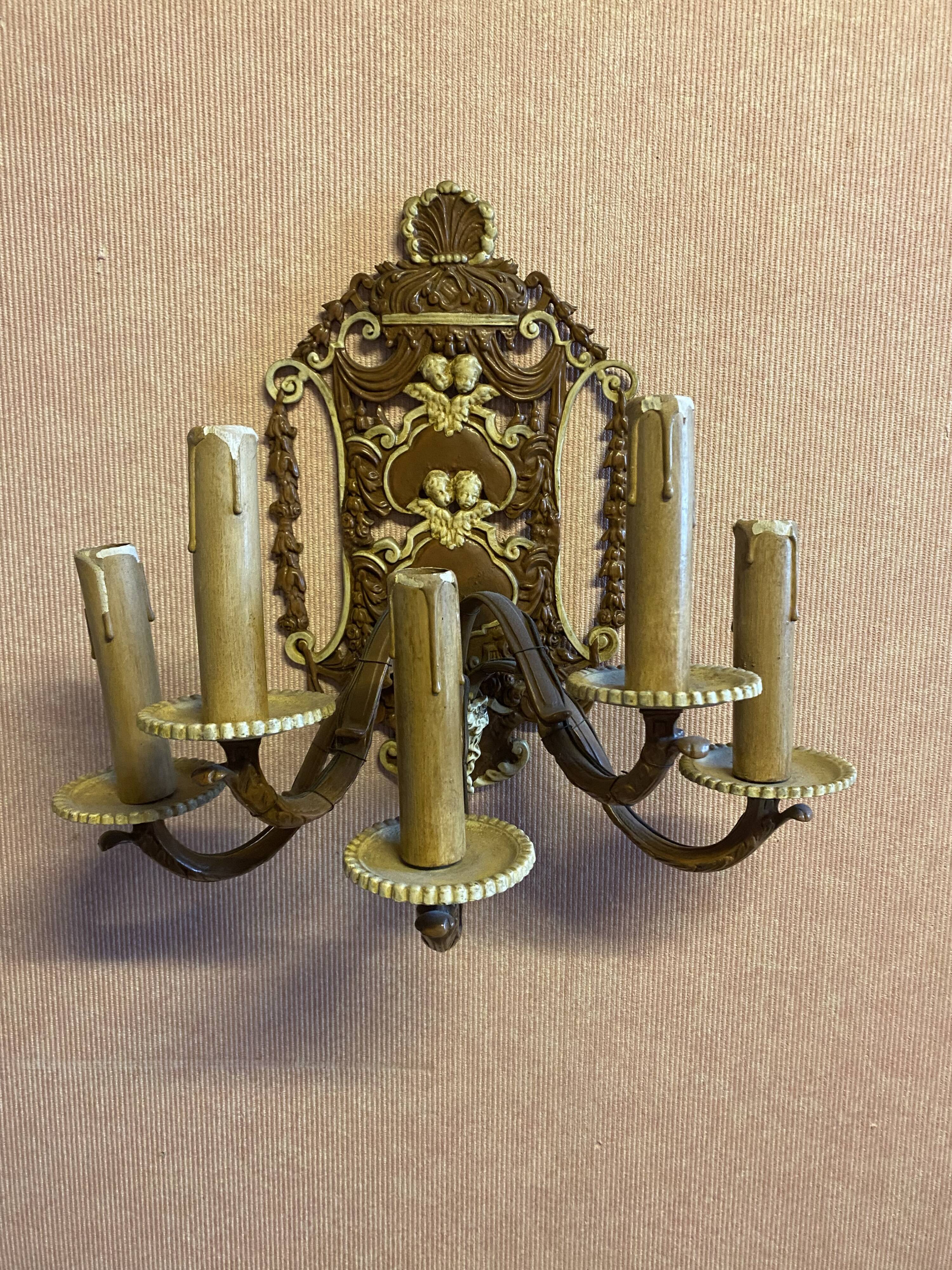 Pair of Regency 5-burner wall lamps, painted in 2 tones.