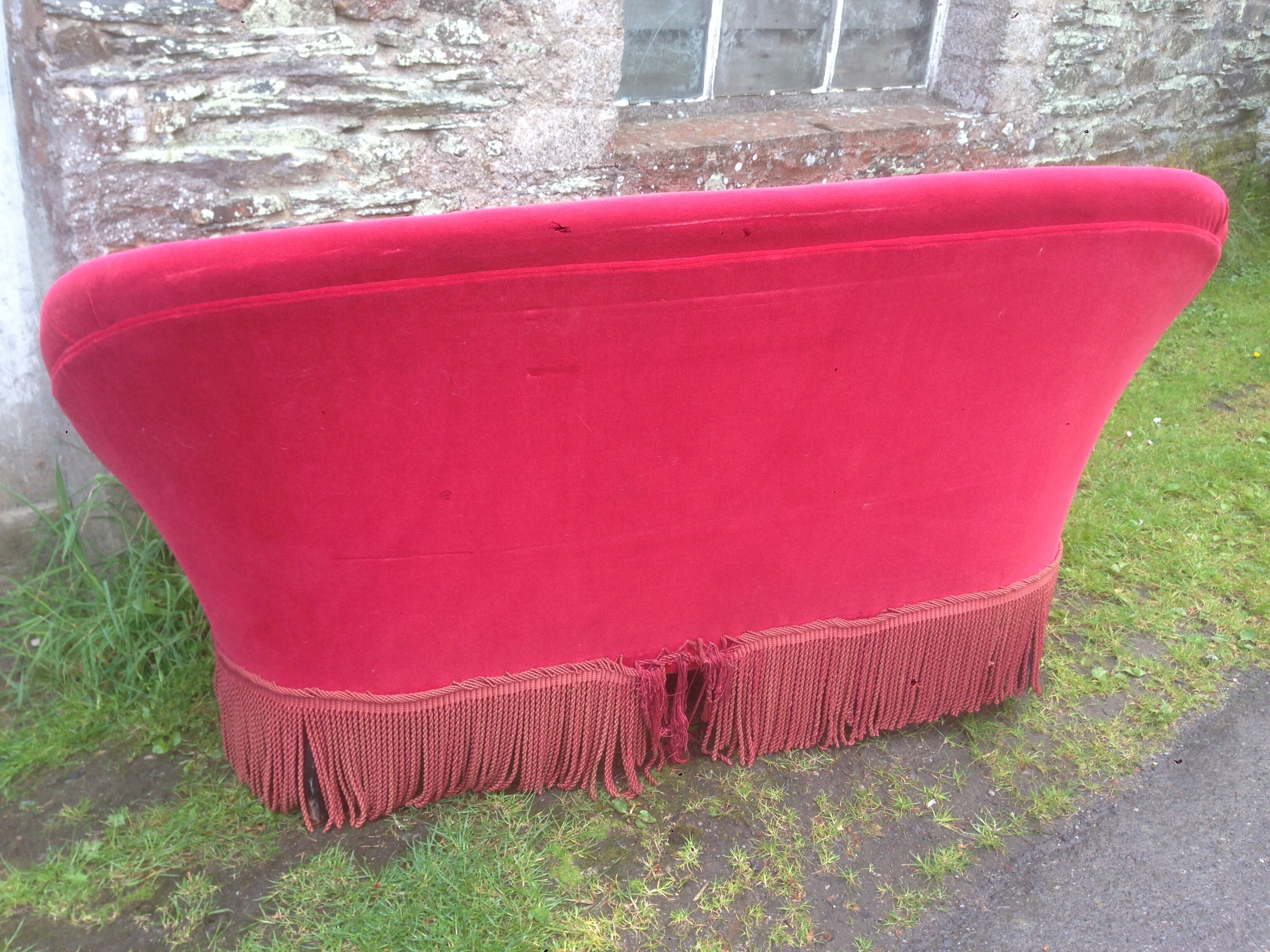 Napoleon III red velvet bench