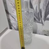 Carafe in chiseled glass