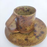 Cups + sandstone saucer by Puisaye Gaudry