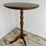 Wooden pedestal table