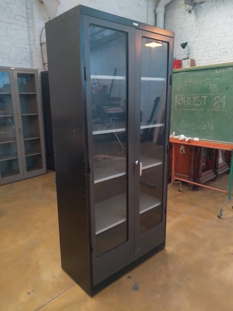 Vitrine noire Mewaf, Belgique