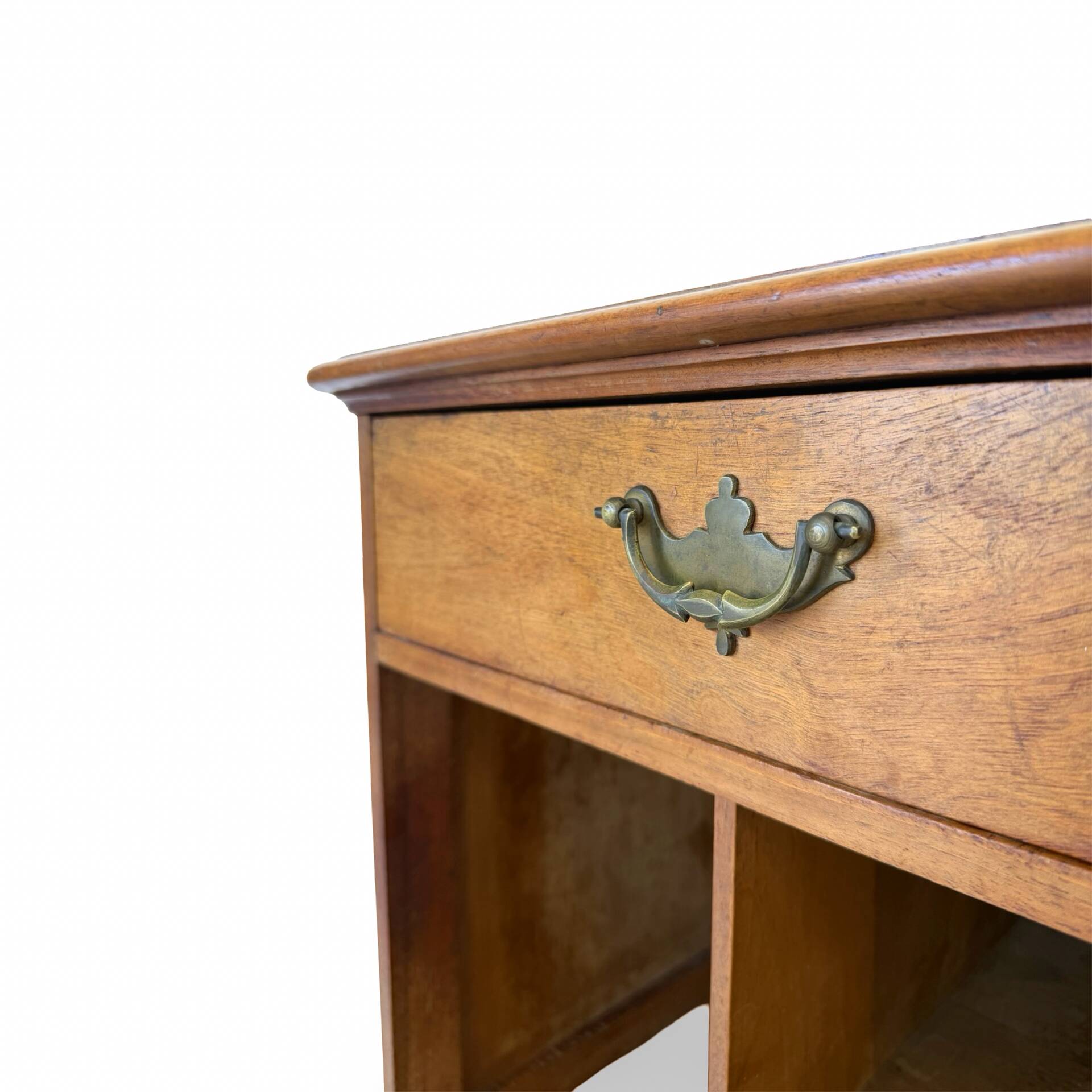 Antique Italian bedside table in solid walnut, 1920s/1930s