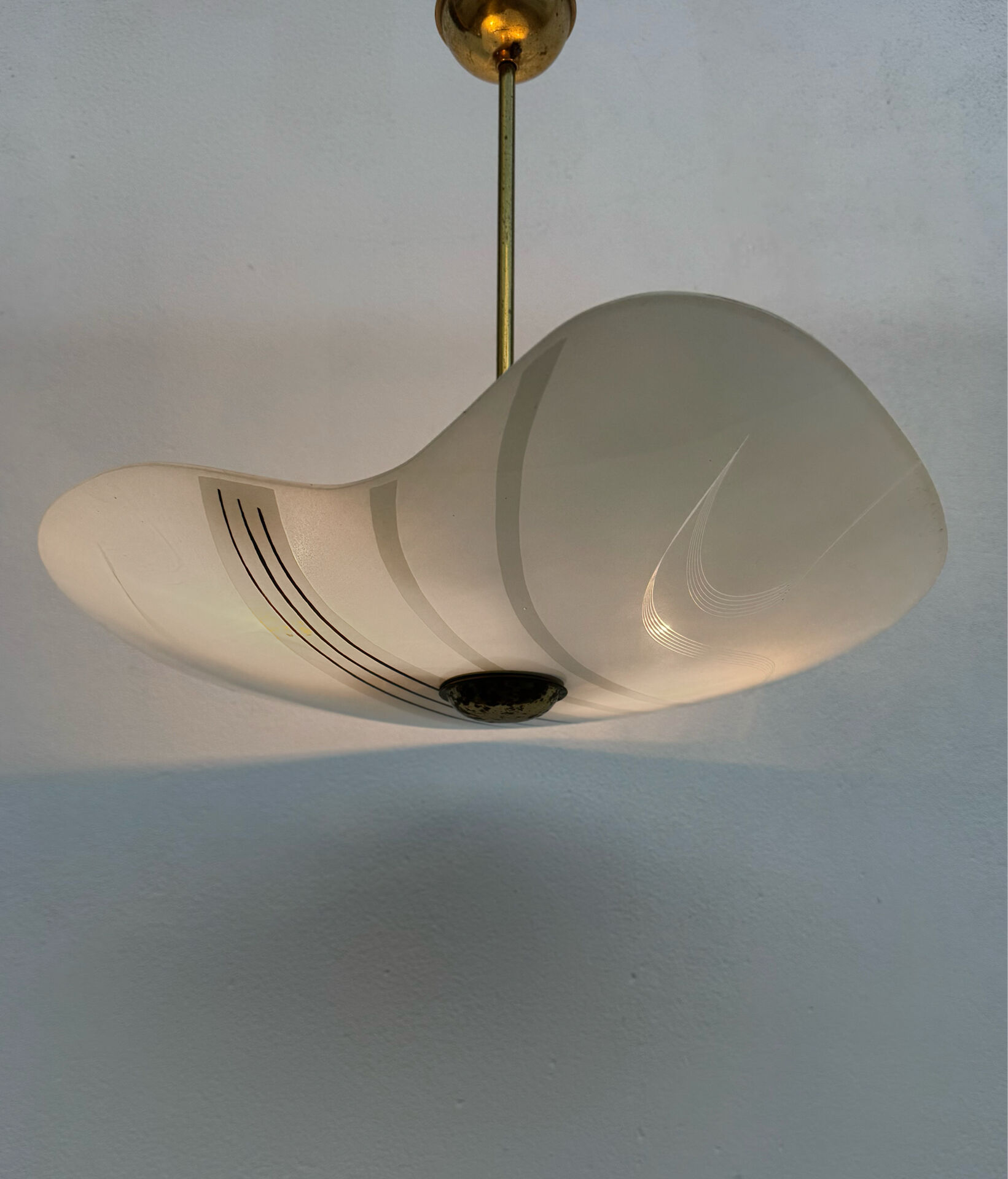 Screen-printed glass pendant from the 1960s