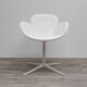 Chaise en simili cuir blanc