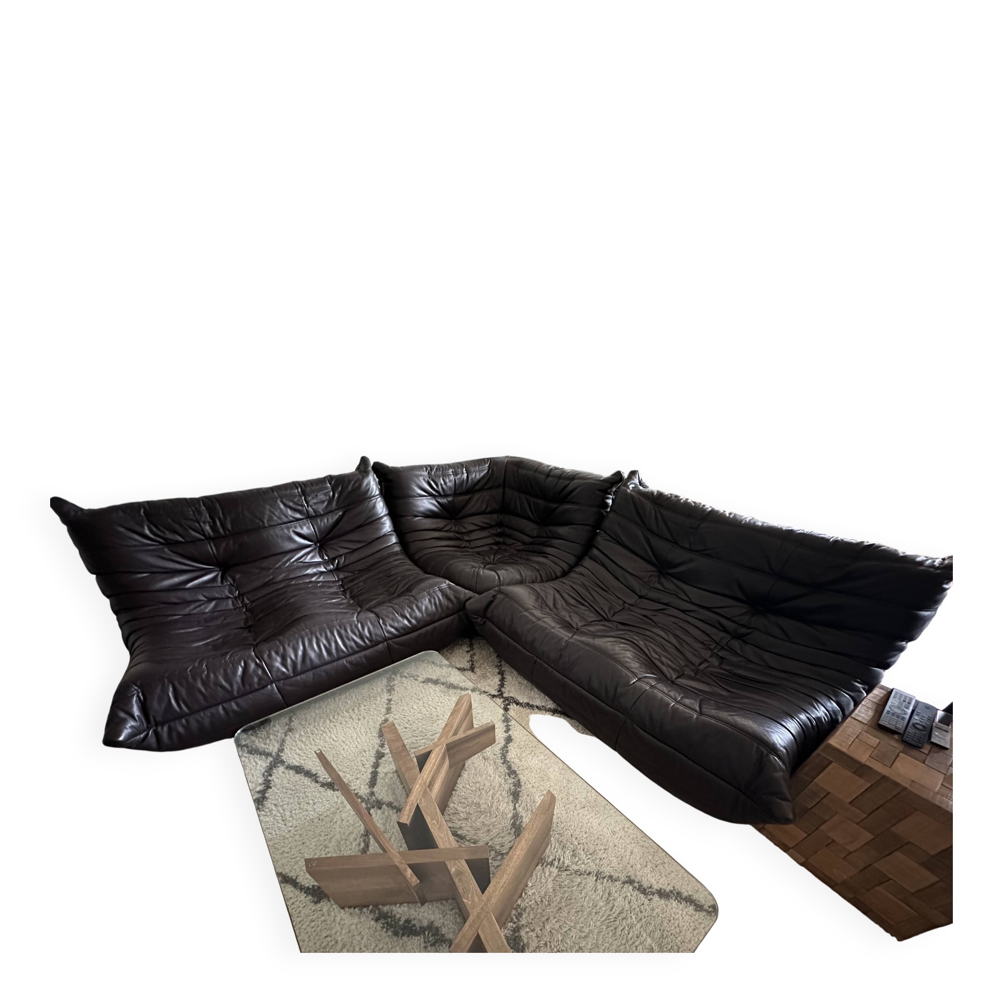Togo corner sofa in Indiana Ink leather (2 two-seater benches and 1 corner piece)