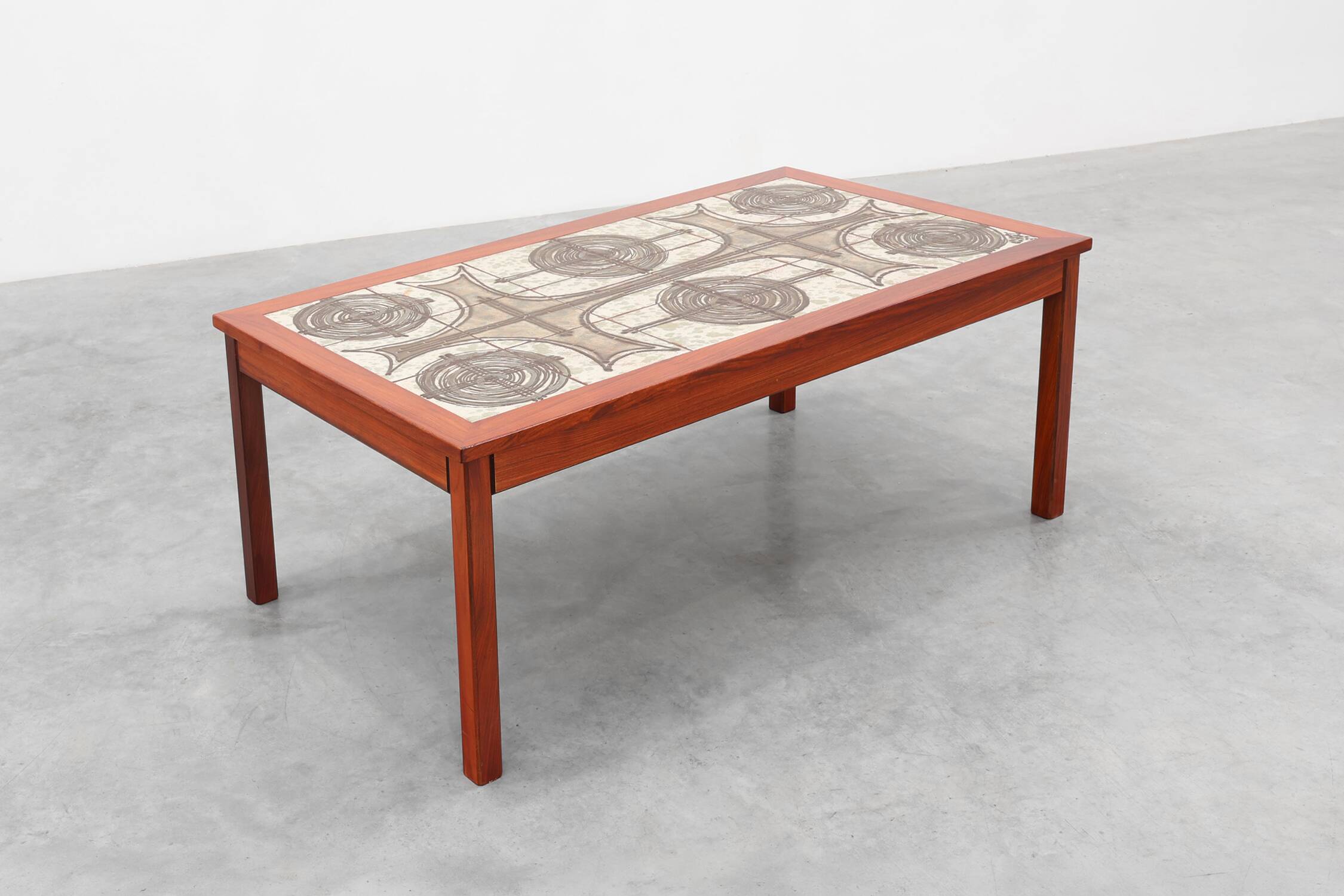 Table basse du milieu du siècle signée "OX-Art 71" par Trioh, Danemark, années 1970.