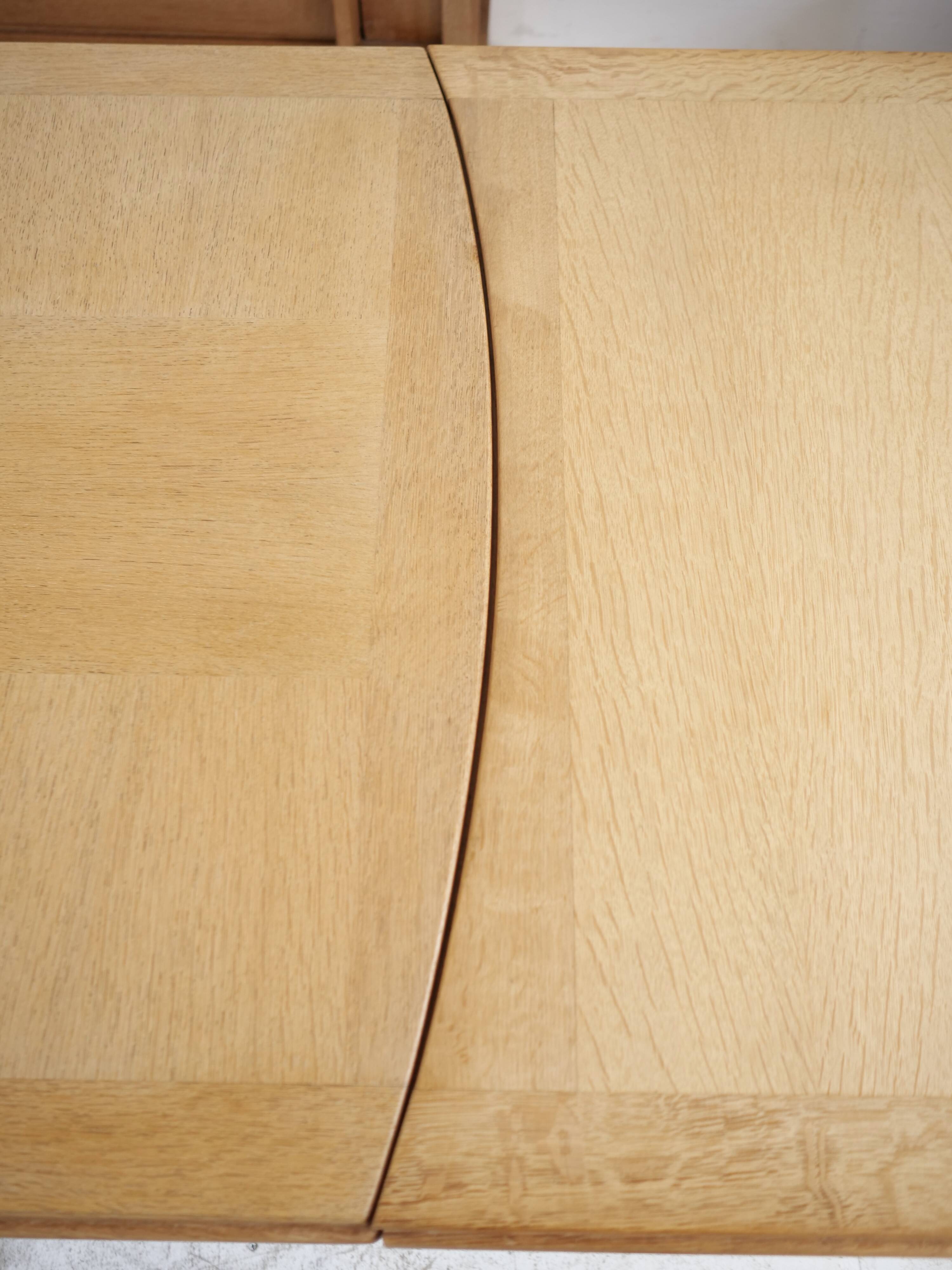 Guillerme and Chambron extendable table for your home France