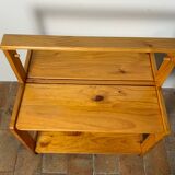 Vintage dessert table