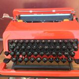 Valentine Olivetti par Ettore Sotsass