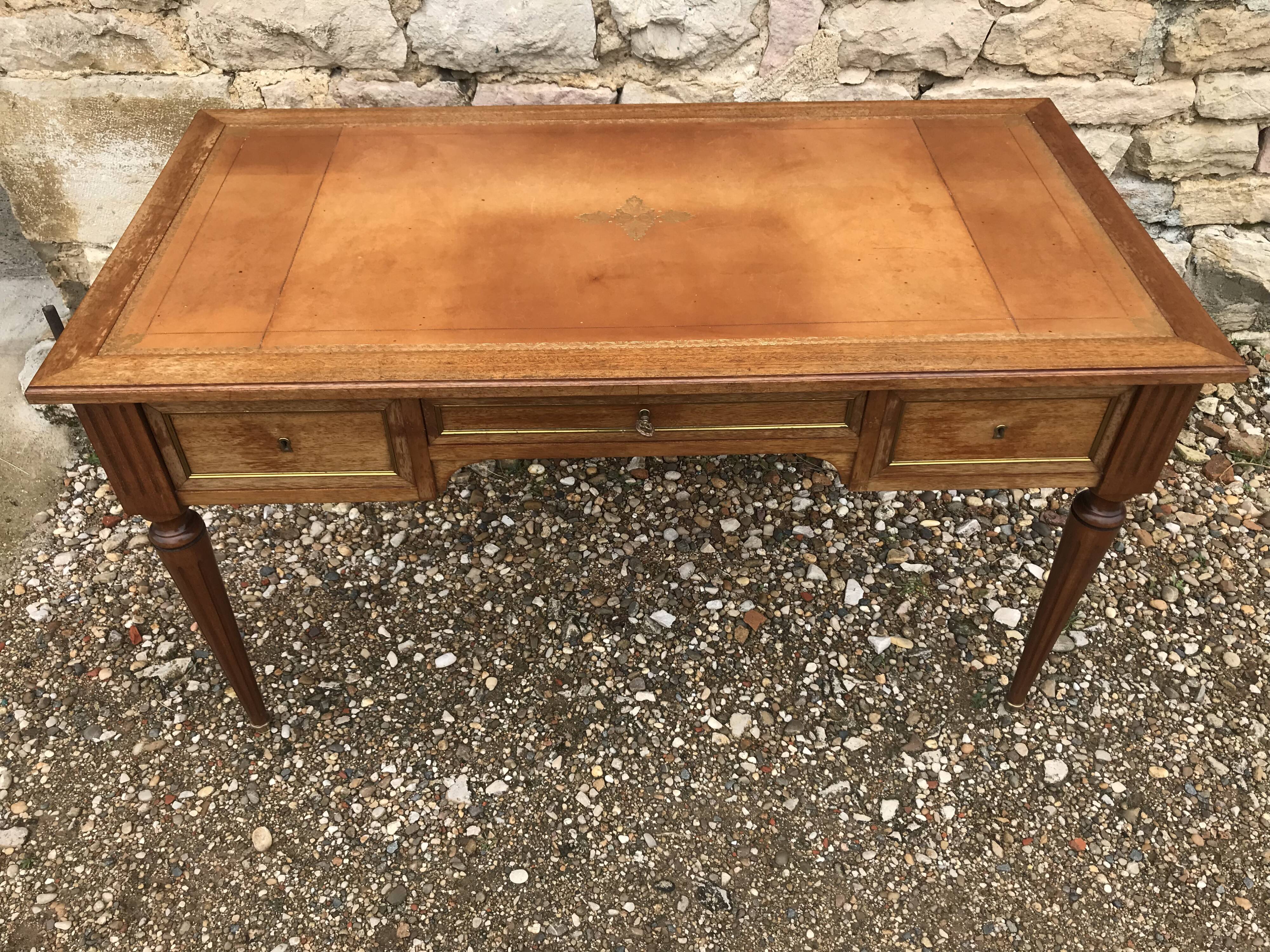 Desk Louis XVI style