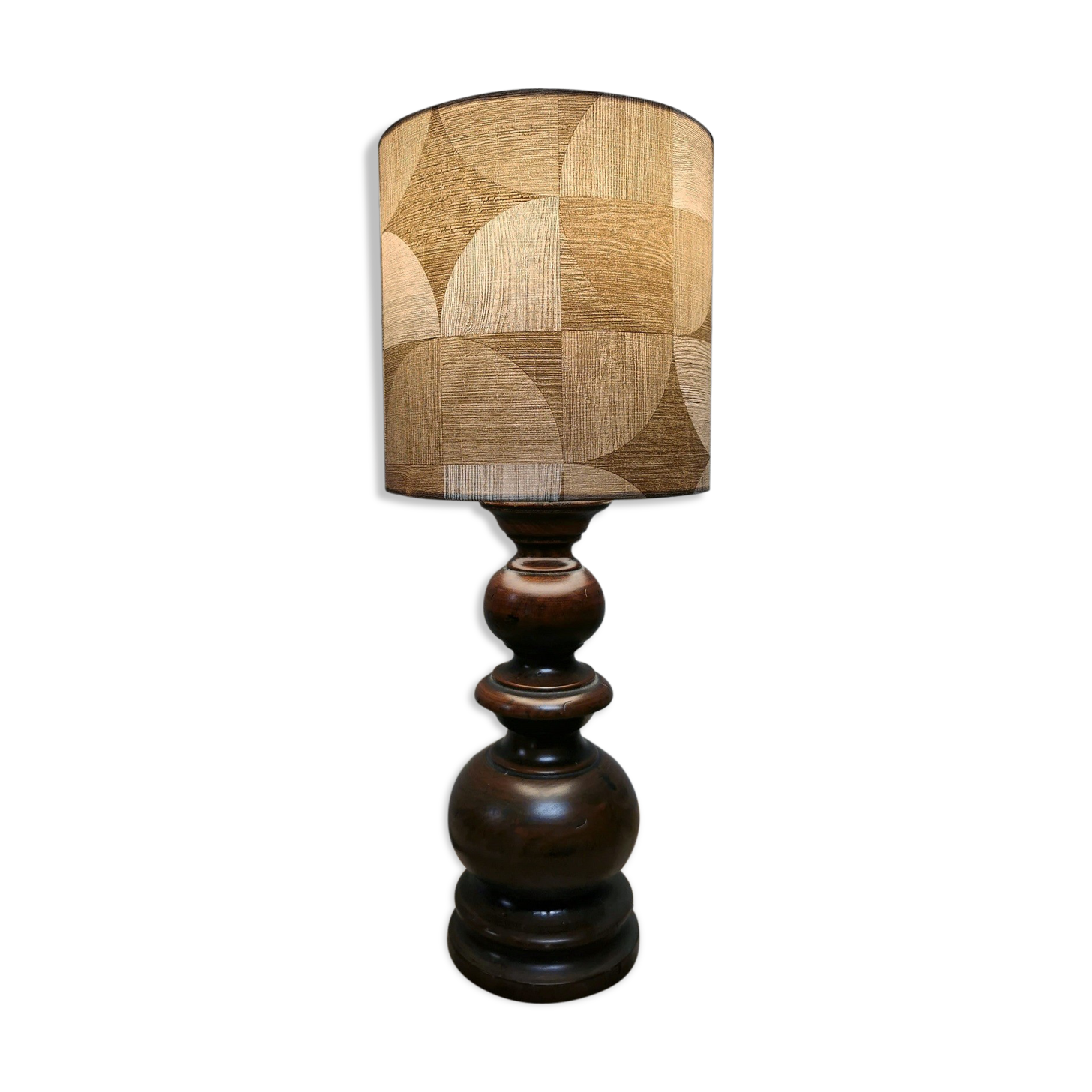 Vintage lamp to lay