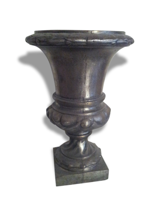 Vase medicis en fonte