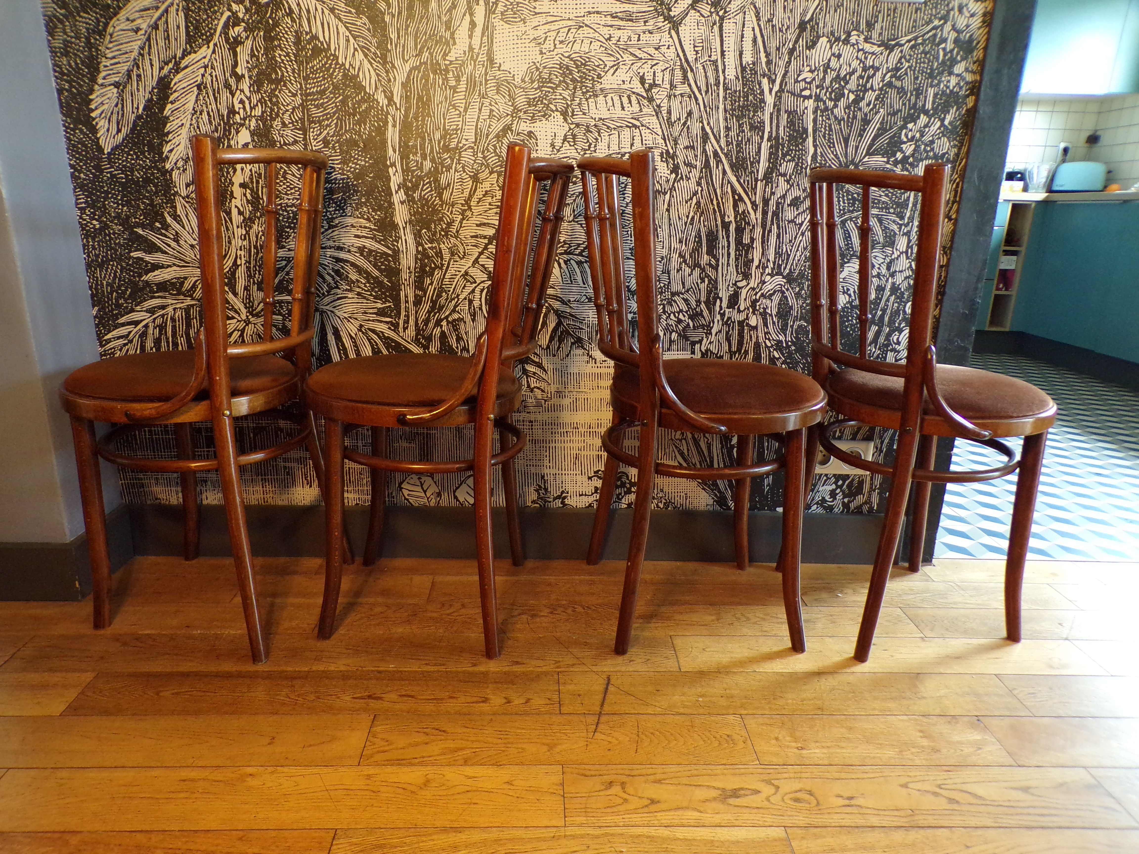 Set 4 Bistro Chair Sitting Velvet