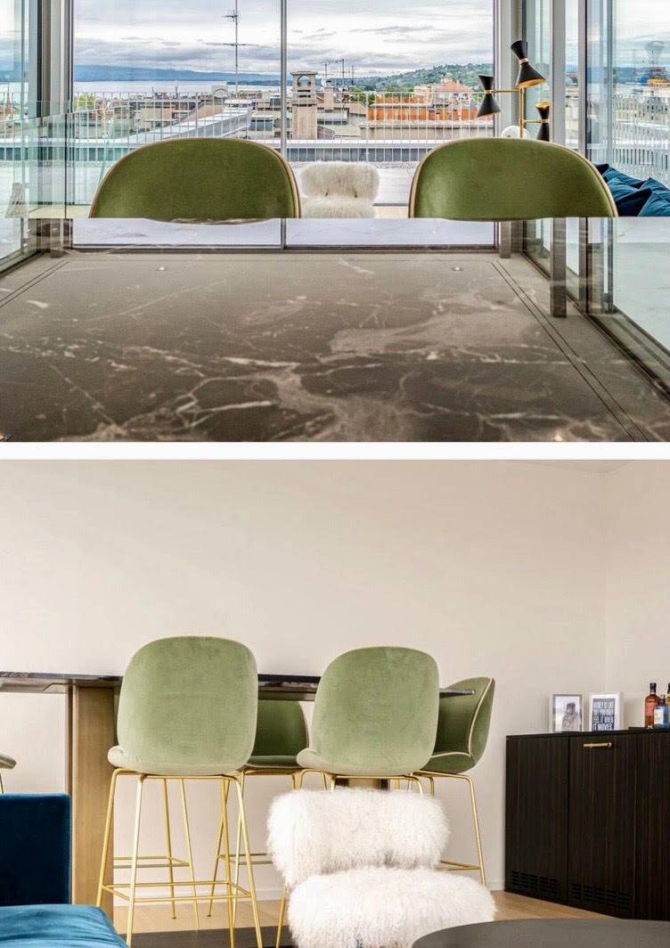 Chaises hautes Gubi velours vert clair