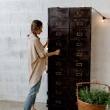 Industrial locker cabinet with valves "Statice"