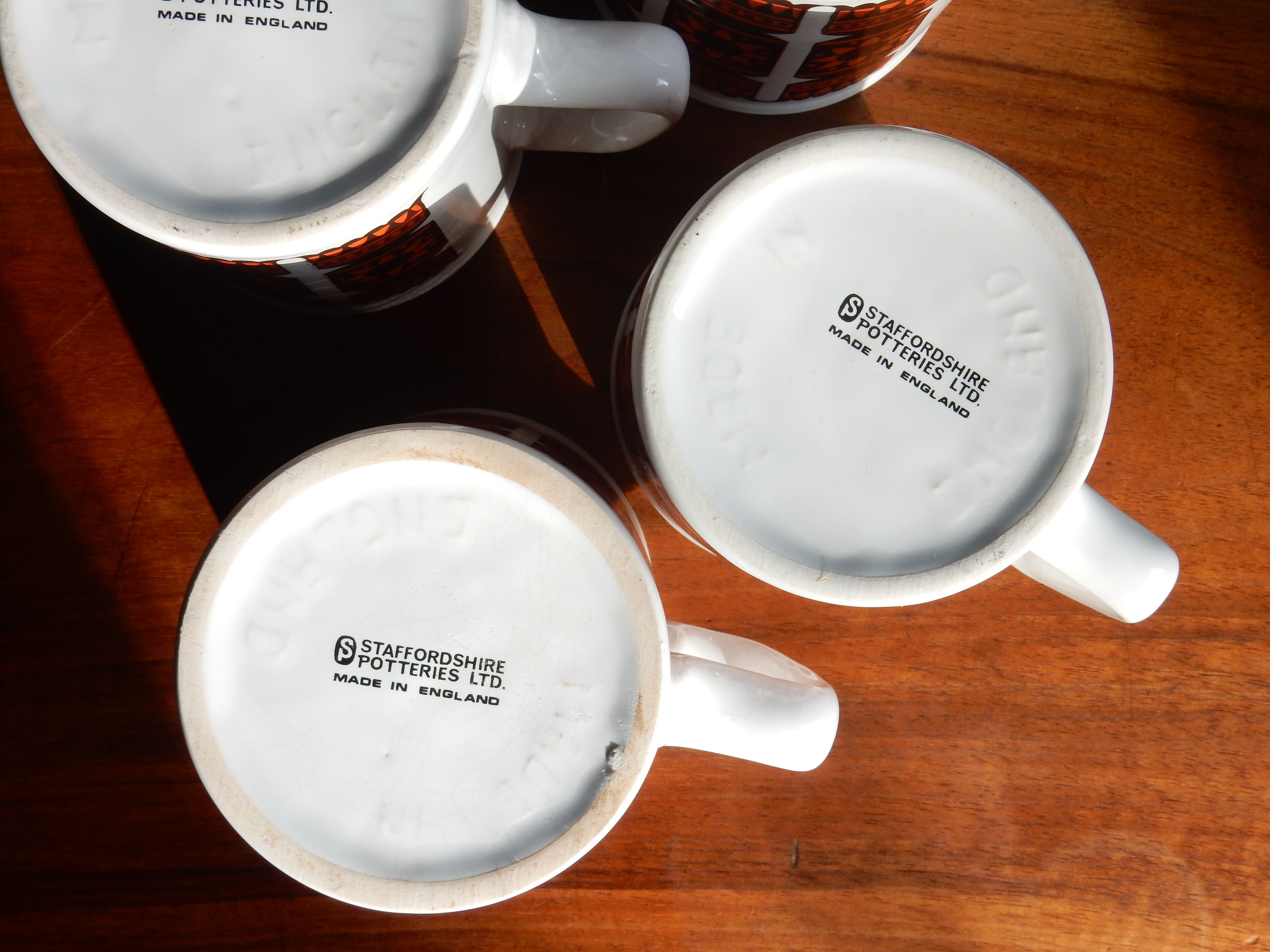 4 Staffordshire pottery ceramic mugs