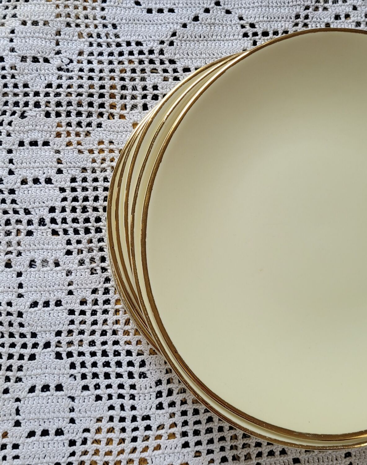 Set of 6 flat yellow plates porcelain from Salins model Tivoli