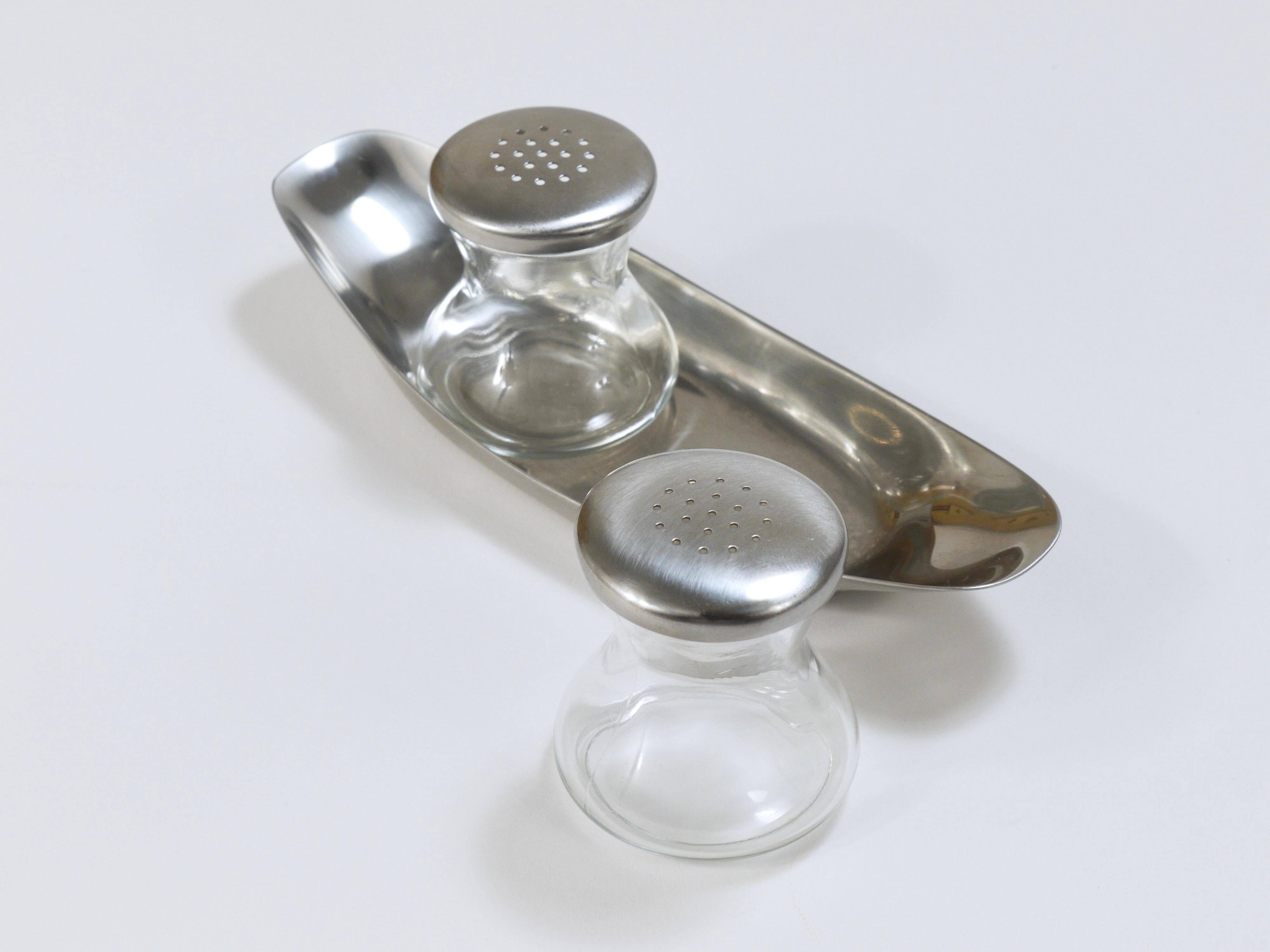 Wilhelm Wagenfeld Mid-Century Max & Moritz Salt Pepper Shakers, WMF, 1950s