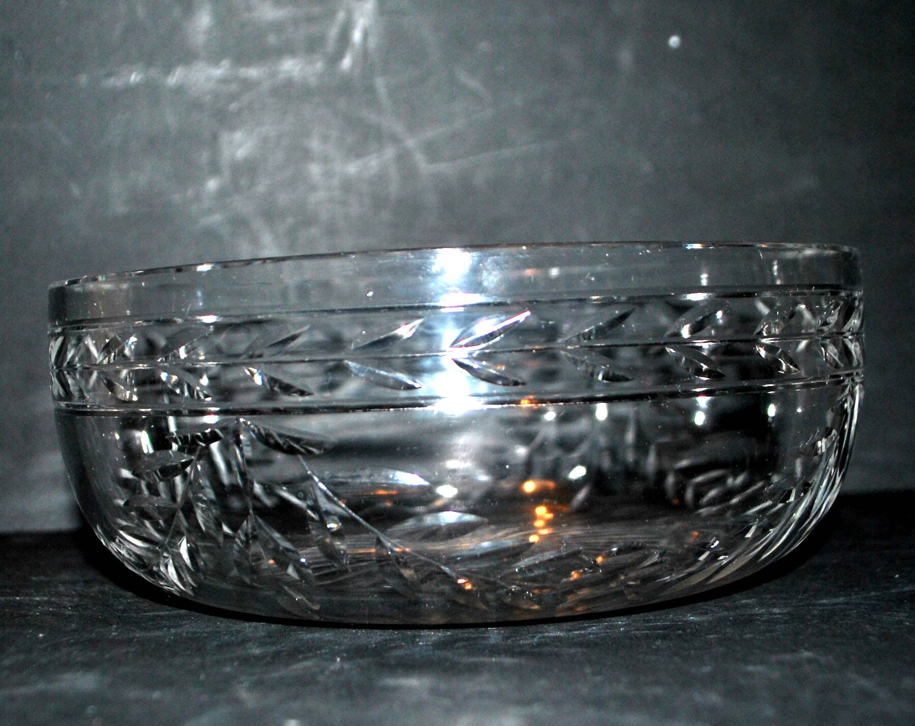 Saint louis crystal salad bowl, laurel garland model, 1930