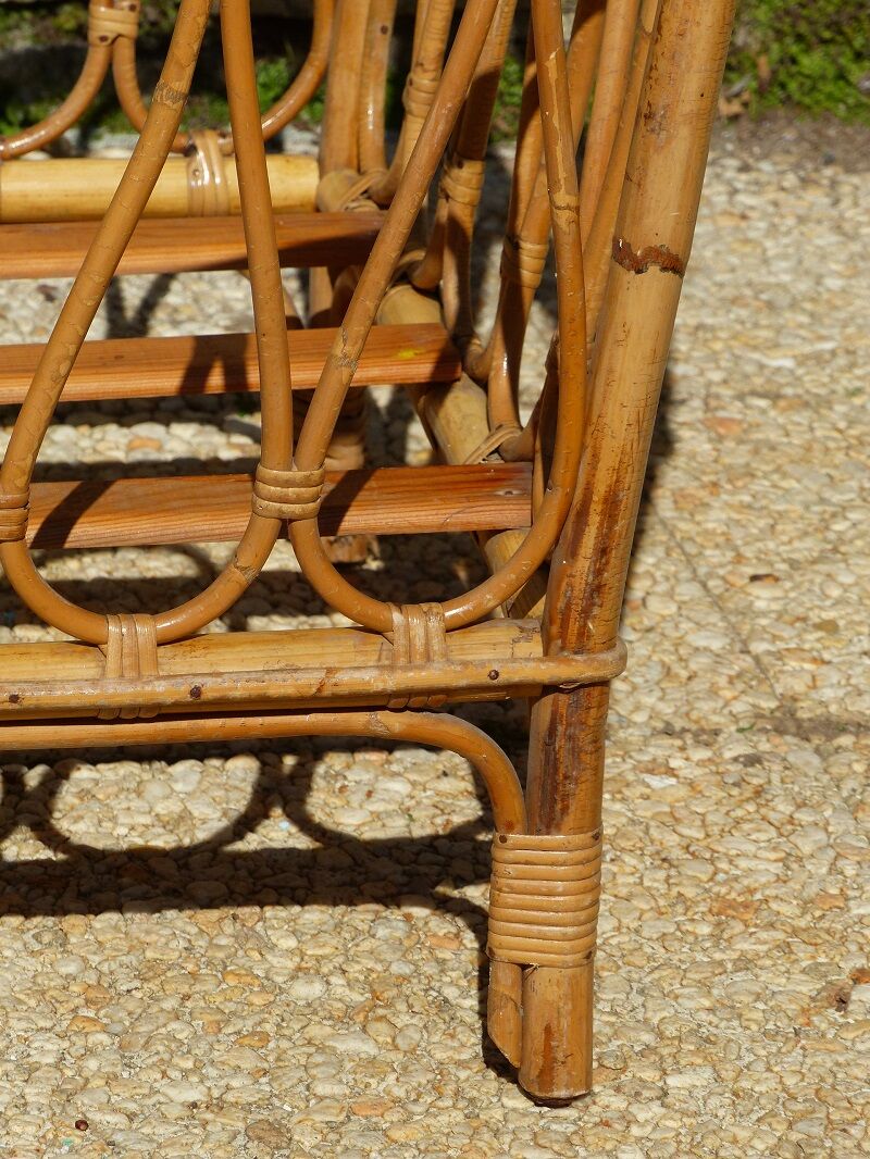Children's bed in vintage rattan from the 1950s