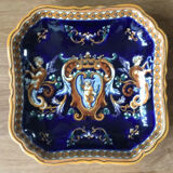 Plat de service en porcelaine de Gien