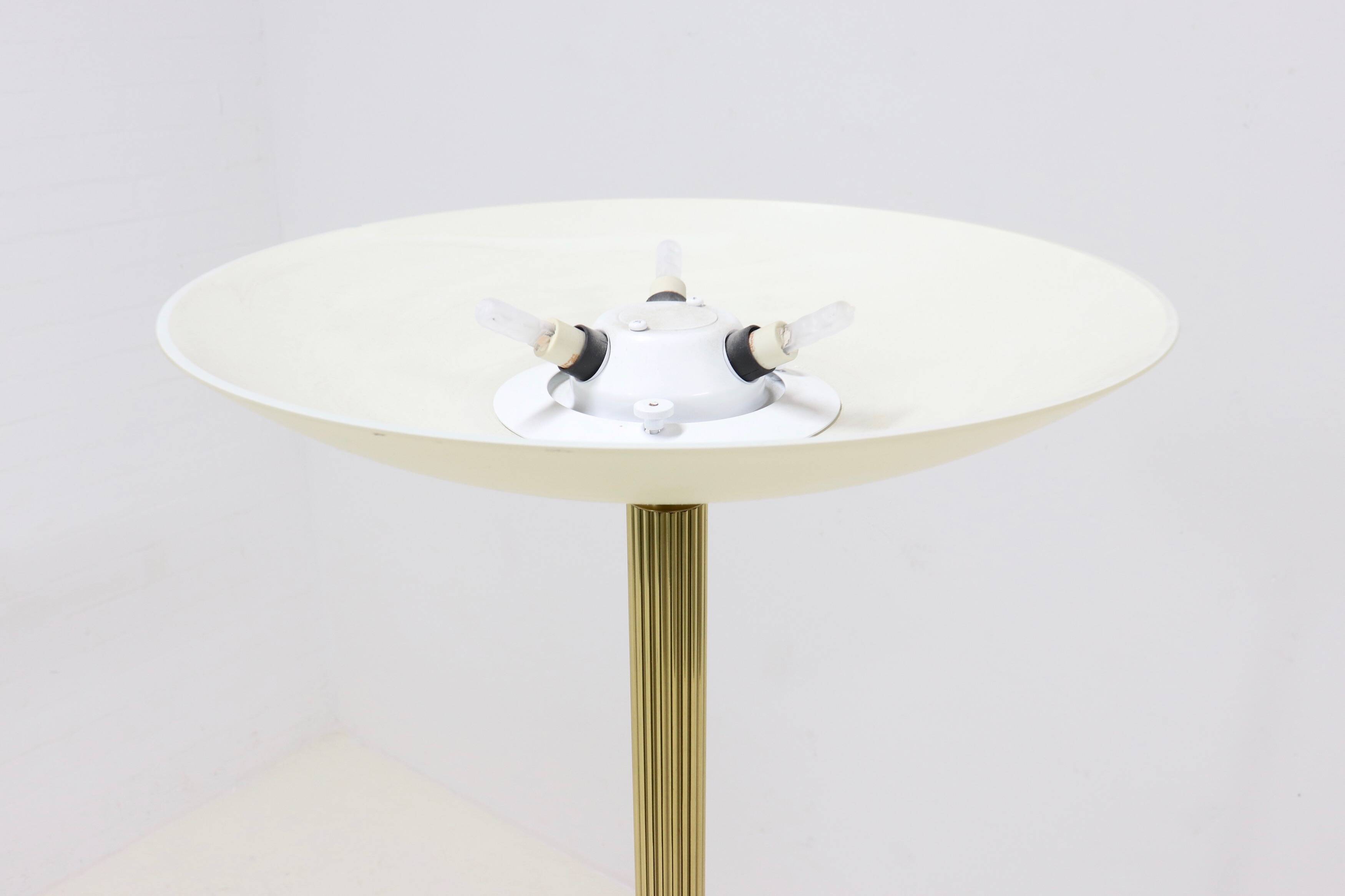Lampadaire Holtkoetter en laiton Allemagne années 1980