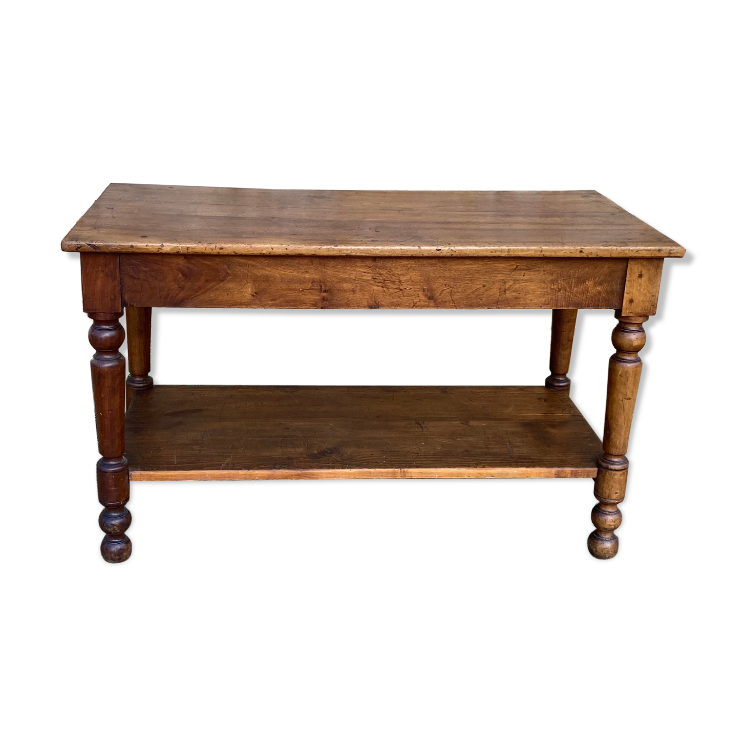 Draper table in walnut