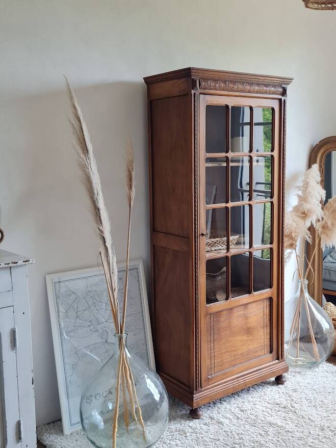 Antique Parisian glass cabinet - bonnet-maker type
