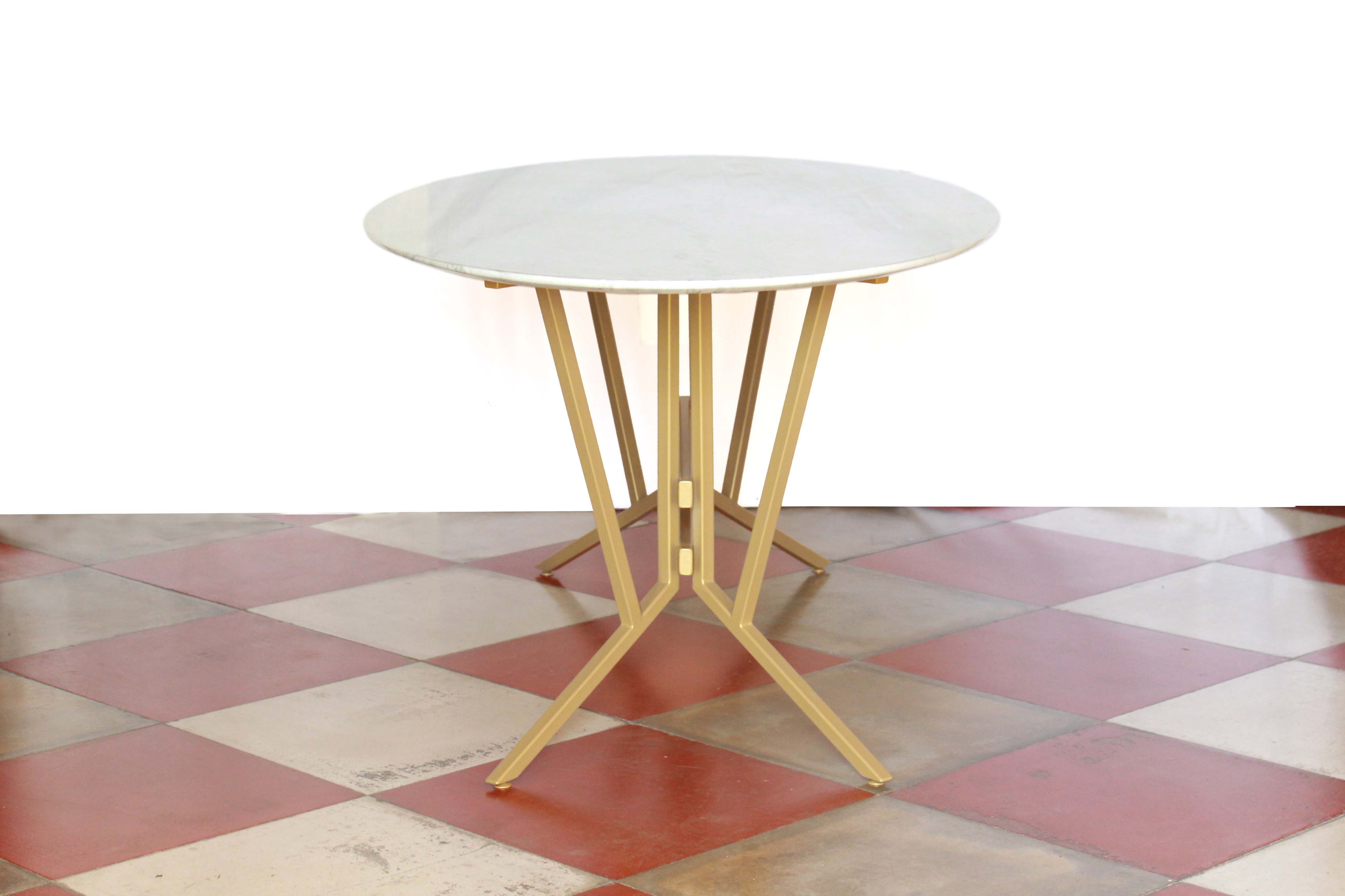 1960s Italian Dining Table With oval Carrara Marble Top And Iron Structure