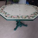 Table for 8 people