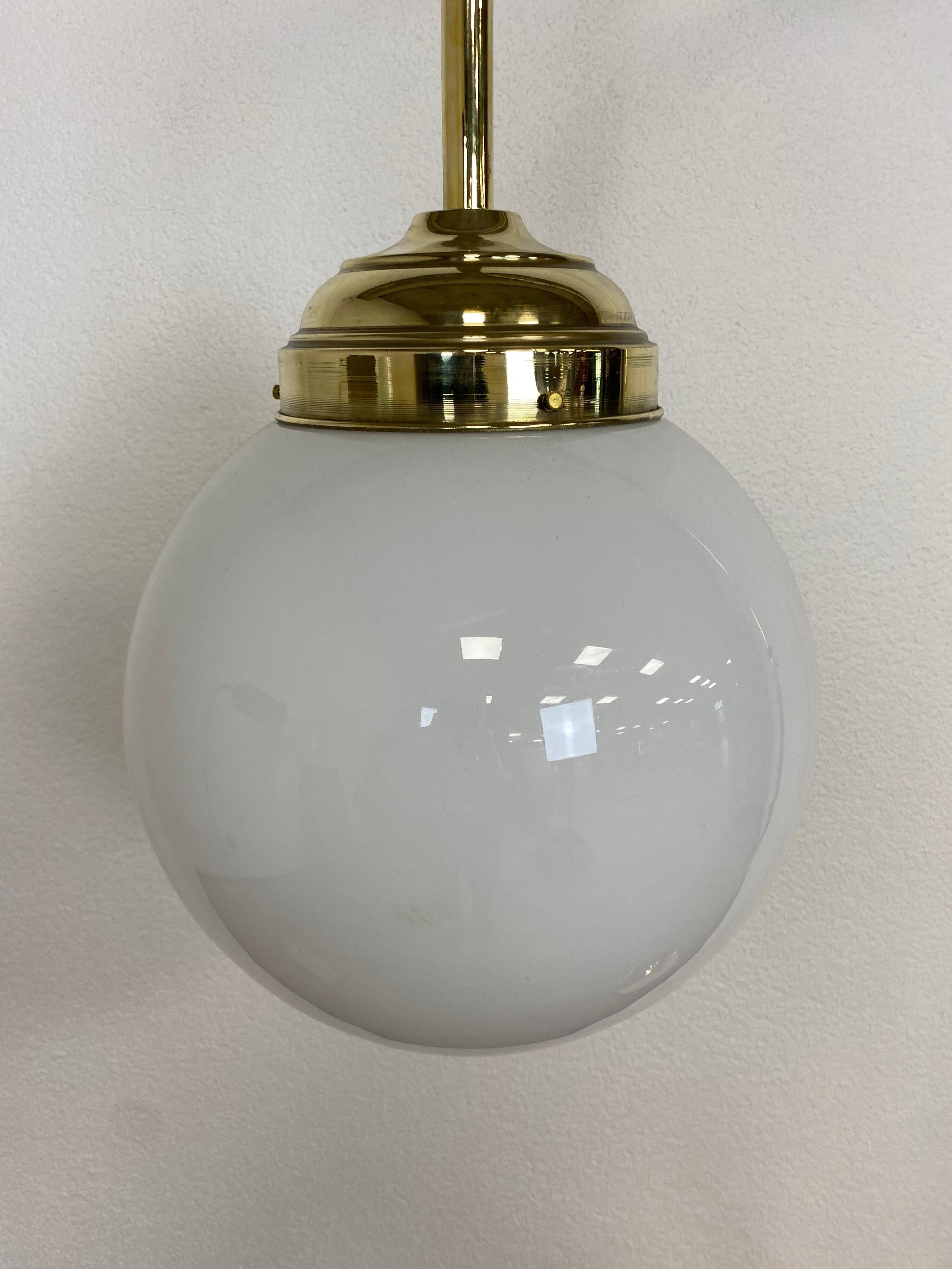 Large Art Deco floor lamp in brass