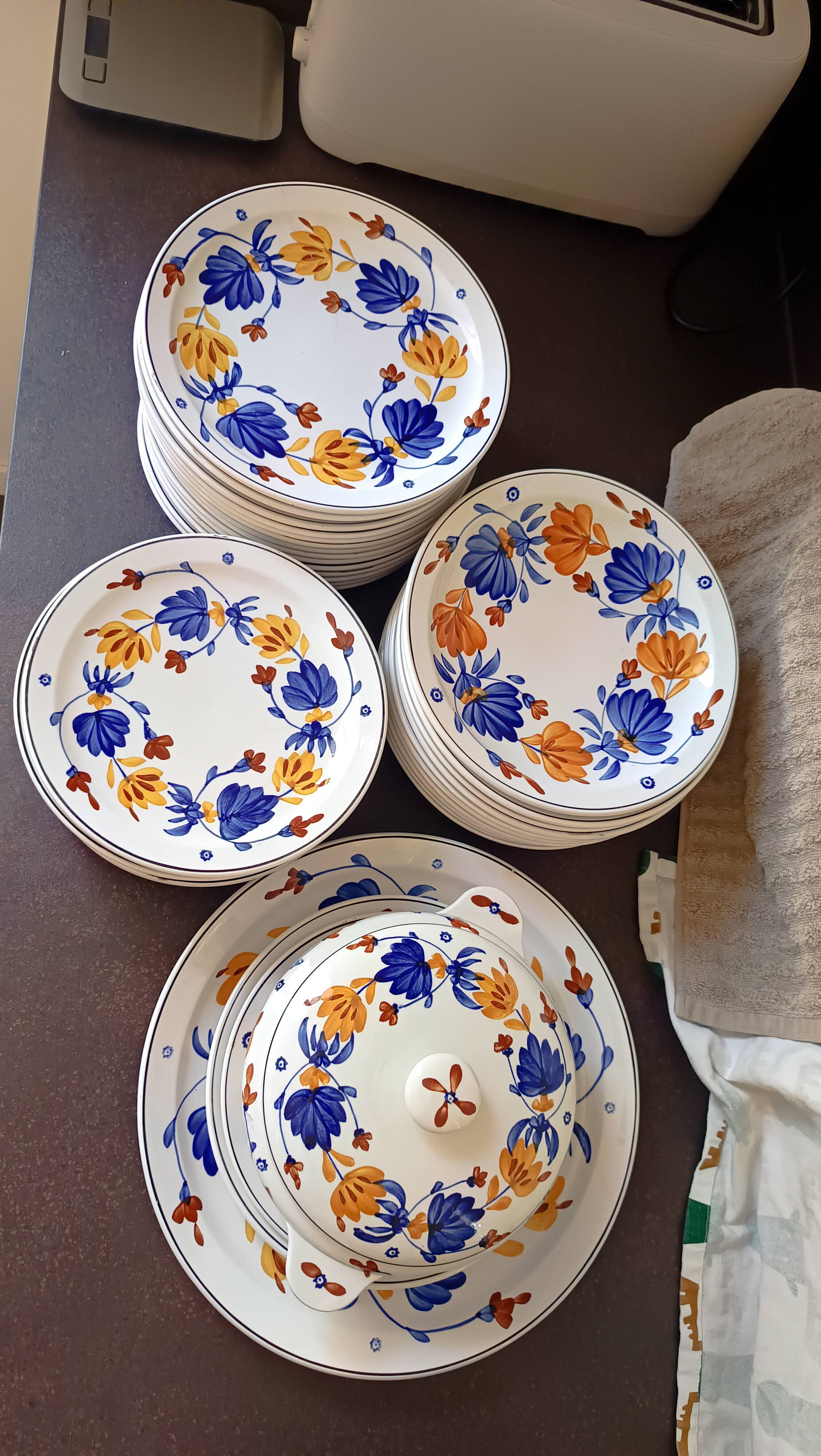 Sarreguemines table service "Saverne" – 44 pieces
