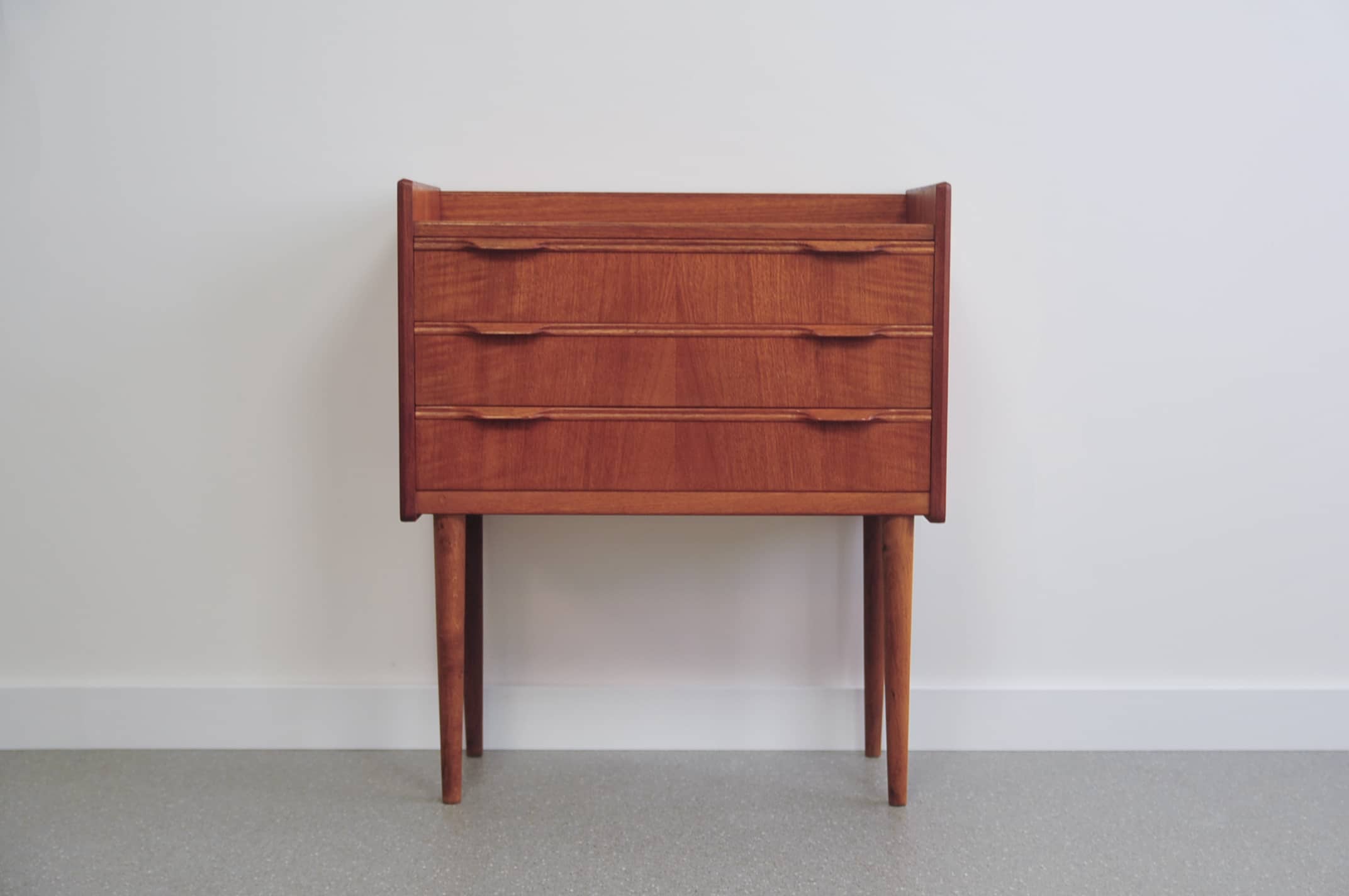 Commode vintage en teck Henning Jørgensen