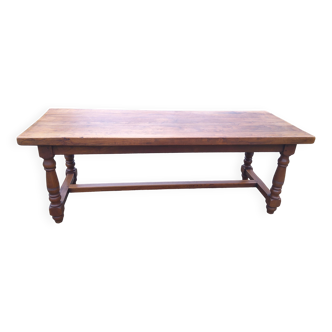 Farm table