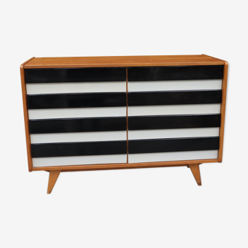 Black and white Jiroutek chest of drawers