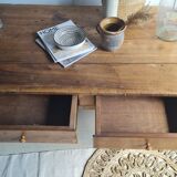Vintage firm-minded coffee table