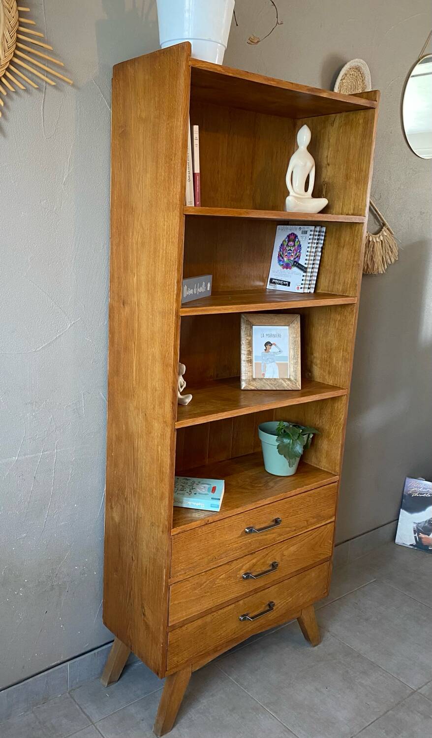 Vintage bookshelf bookcase