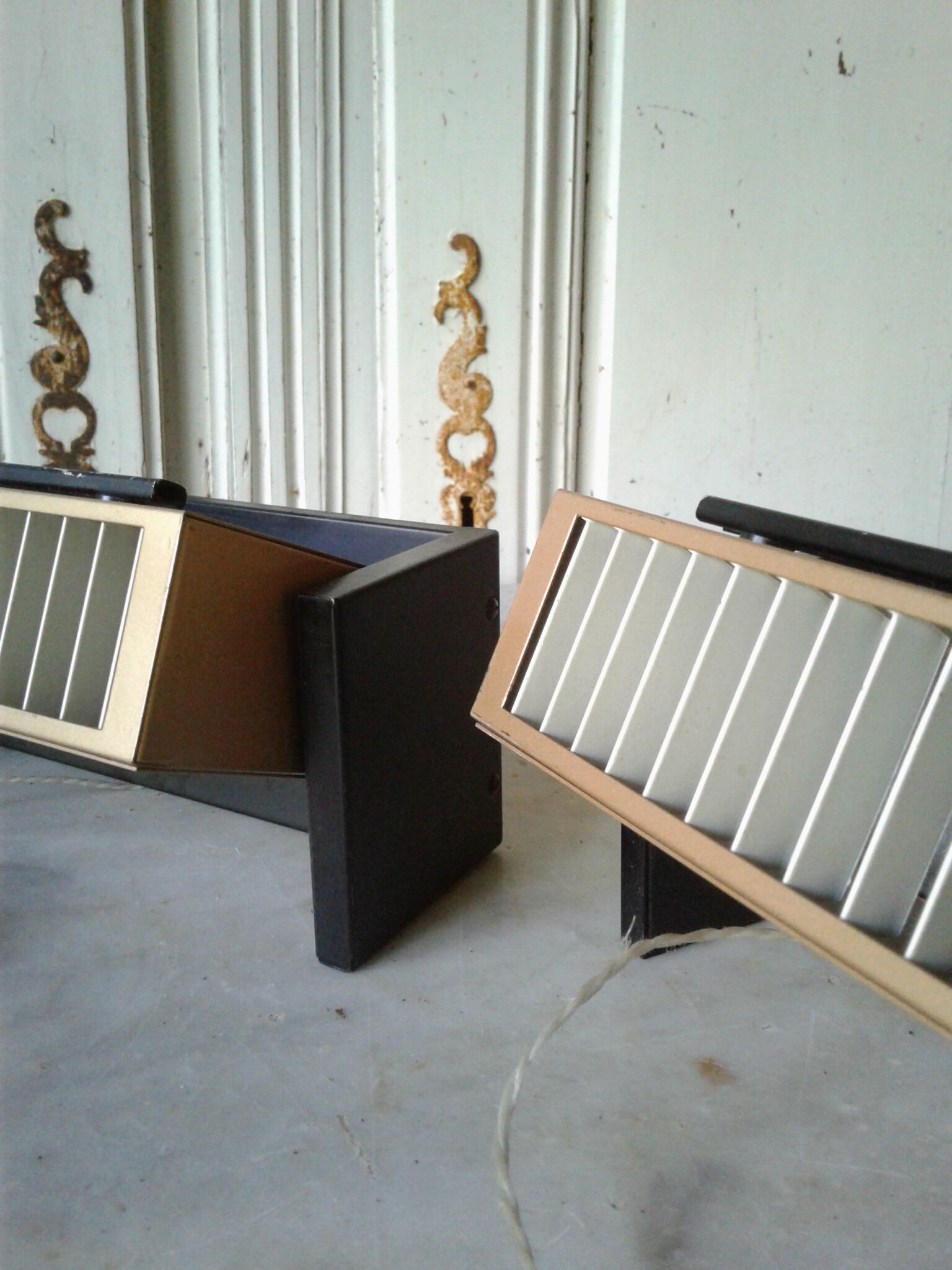 Pair of orientable wall sconces from the 50s