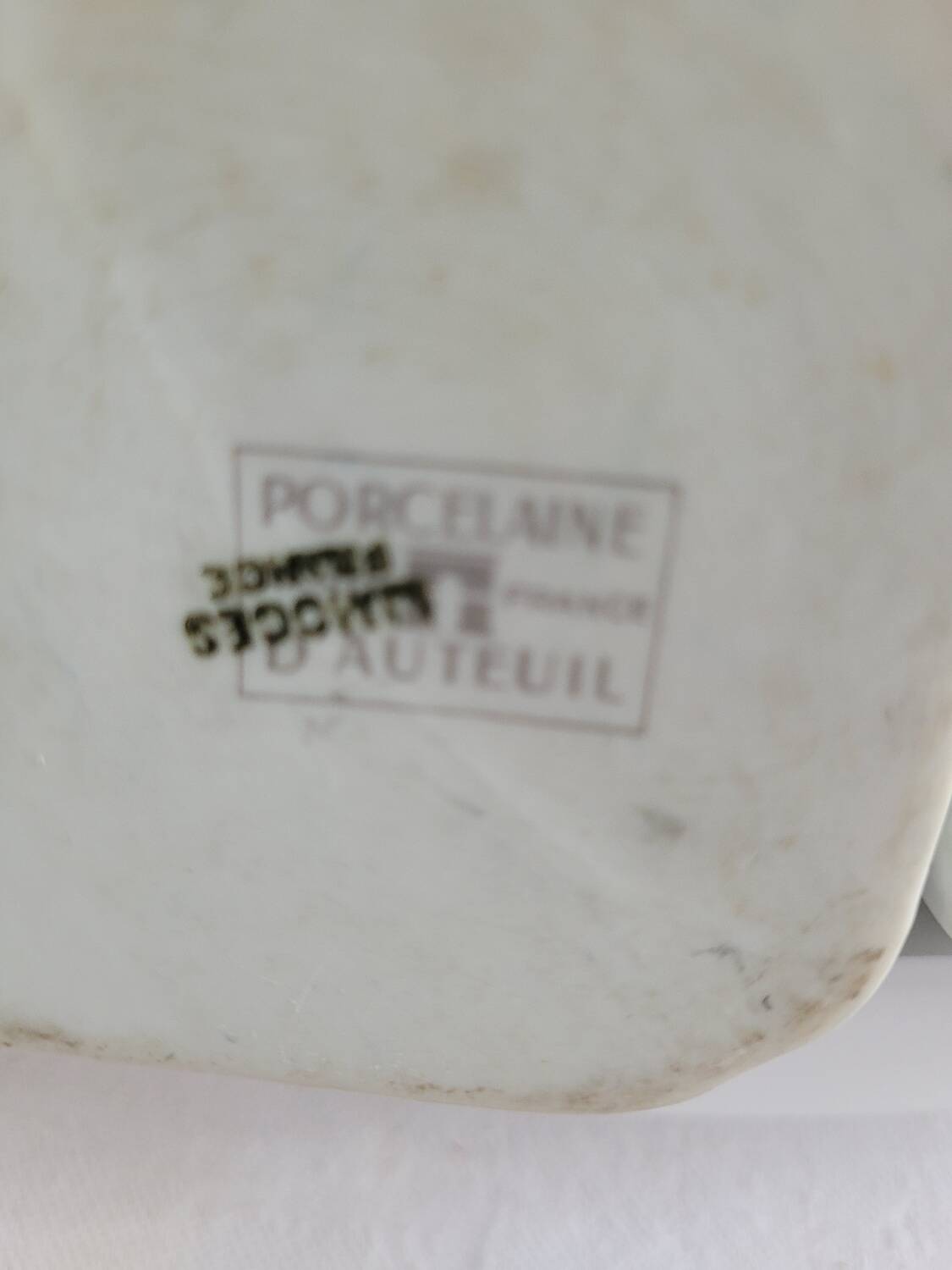 Porcelain bottles