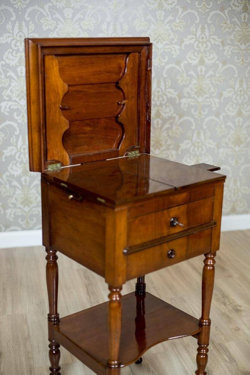Antique Dressing Table in Brown Venered with Mahogany, 1860