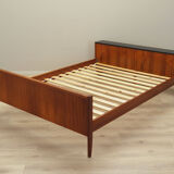 Lit en palissandre, design danois, années 1970, production: Danemark