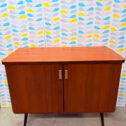 Cabinet du milieu du siècle, acajou